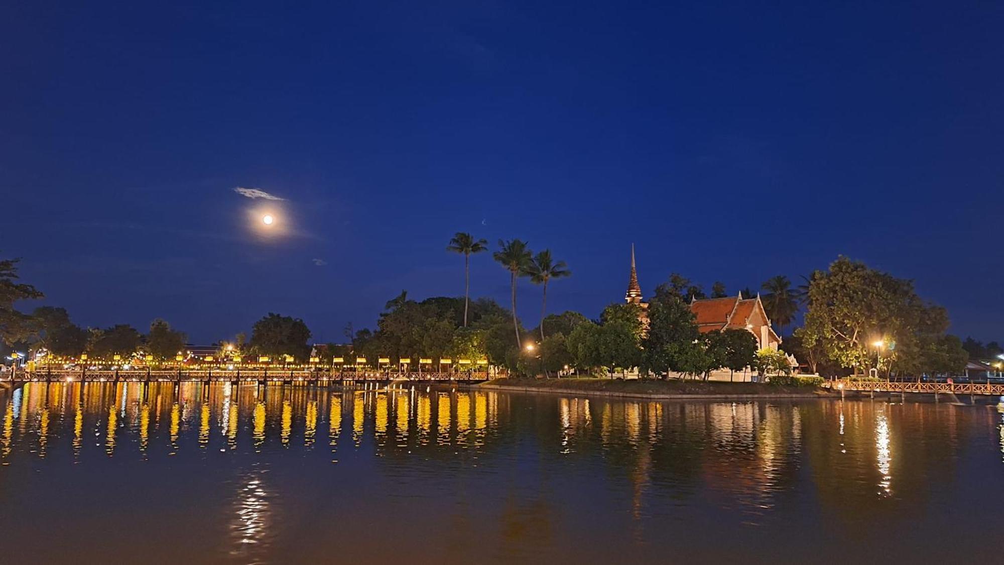 Toon Guesthouse Sukhothai Exteriér fotografie
